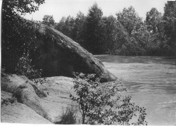 Протока реки Катуни. Камушки.Фото В.Н. Мусохранова, год неивестен.ВММЗ В.М. Шукшина