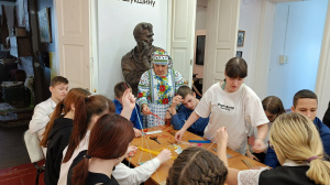 На родине В.М. Шукшина, в Сростках состоялась программа, посвященная Дню матери На родине В.М. Шукшина, в Сростках состоялась программа, посвященная Дню матери