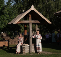 На усадьбе Дома, в котором провел детские годы В.М. Шукшин, покажут спектакль о детстве писателя.