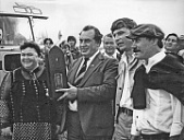КРУПНЫМ ПЛАНОМ. Гости Шукшинских чтений на горе Пикет. 1982 год